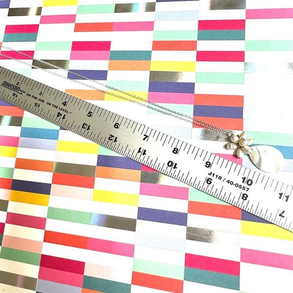 Freshwater Pearl Flower Mother of Pearl Teardrop Necklace - Picture 6 of 8